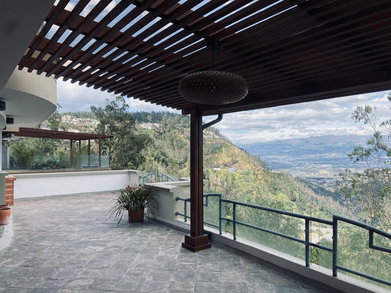 Pérgola Guapulo Quito Ecuador